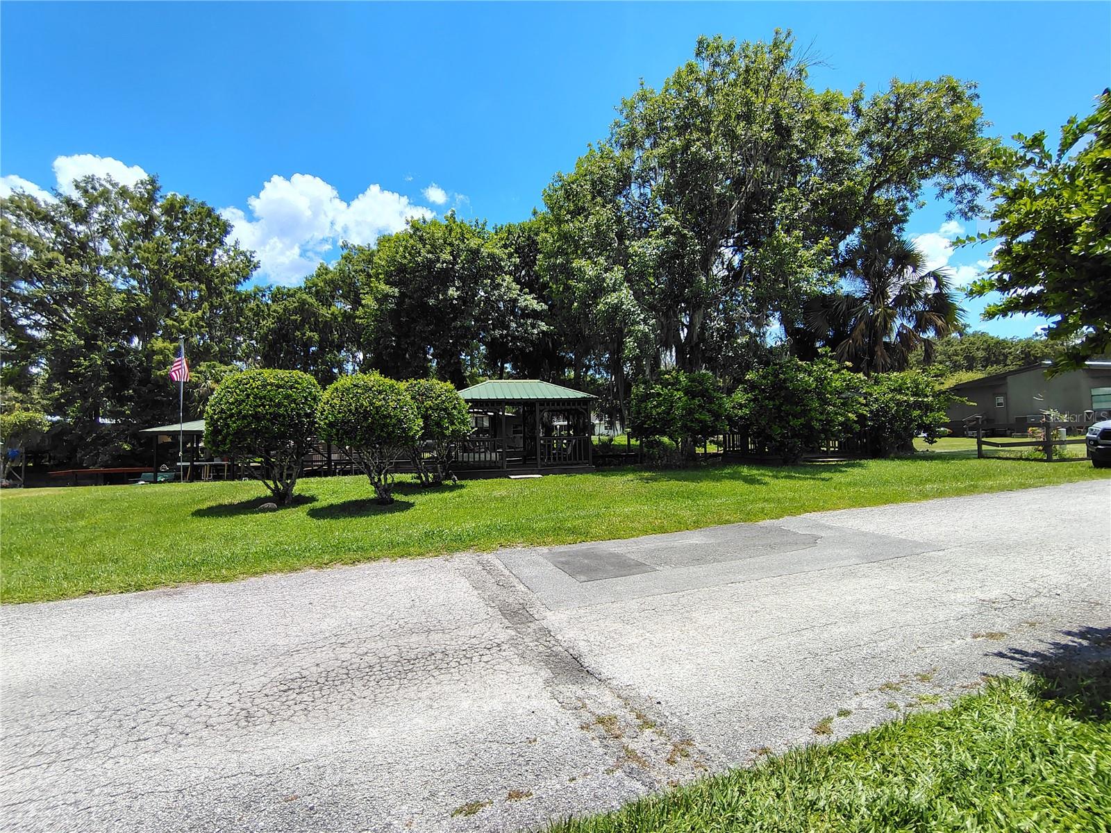 RIVER EDGE ESTATES - Residential