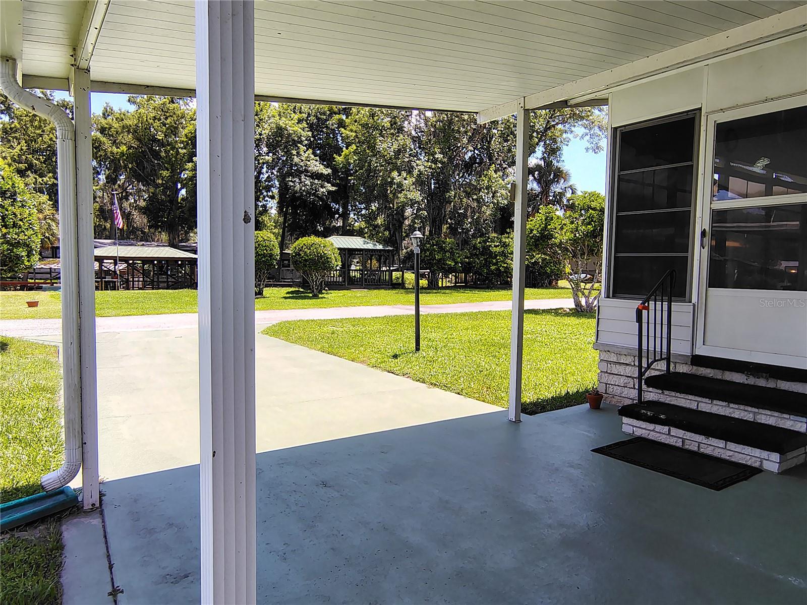RIVER EDGE ESTATES - Residential