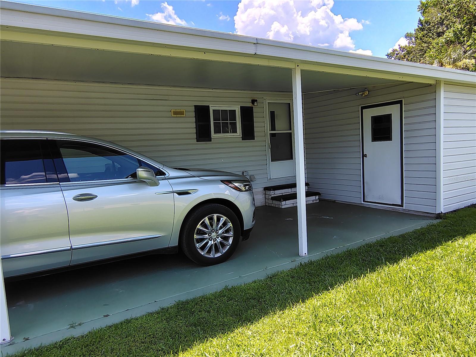 RIVER EDGE ESTATES - Residential