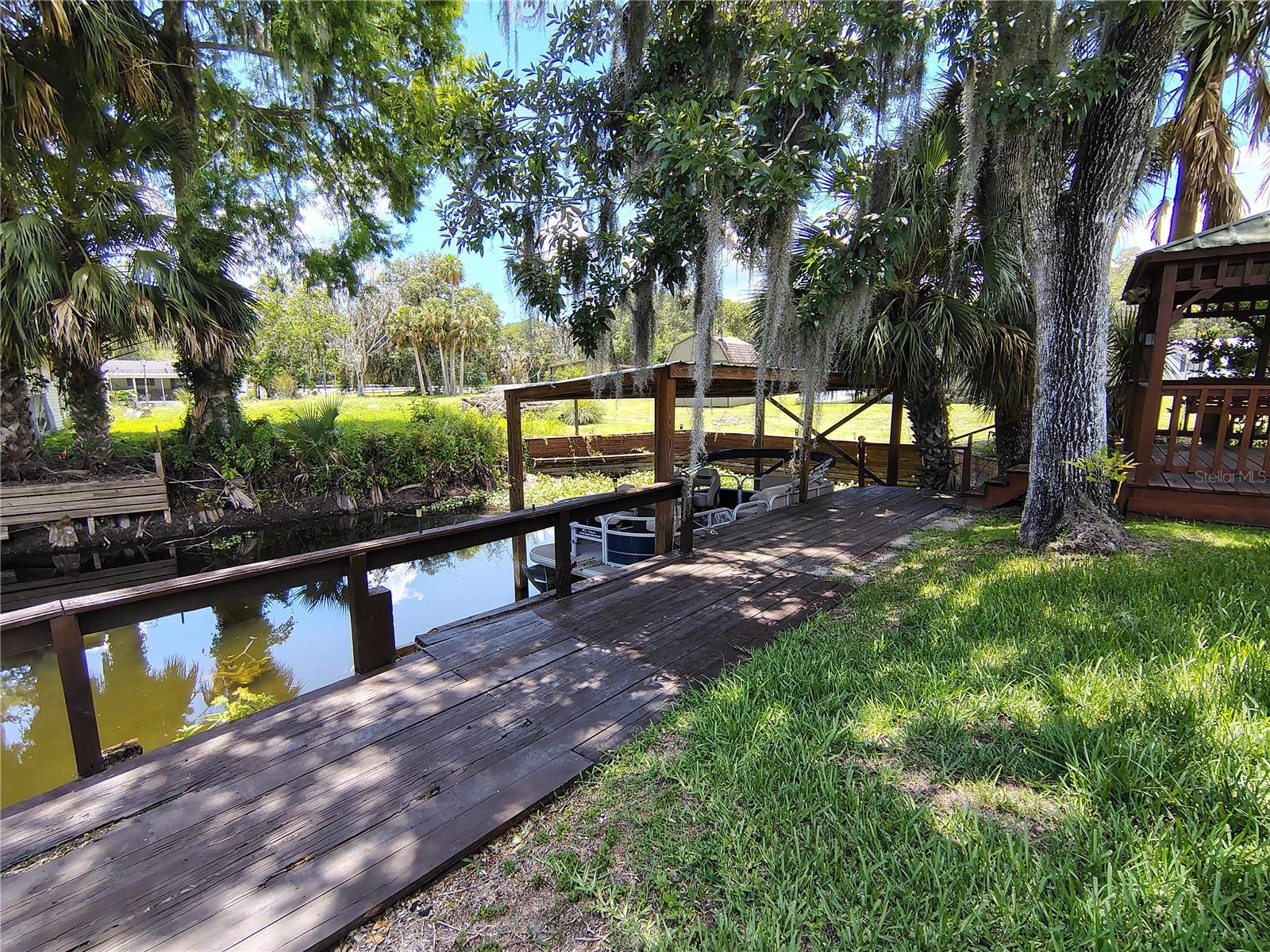 RIVER EDGE ESTATES - Residential