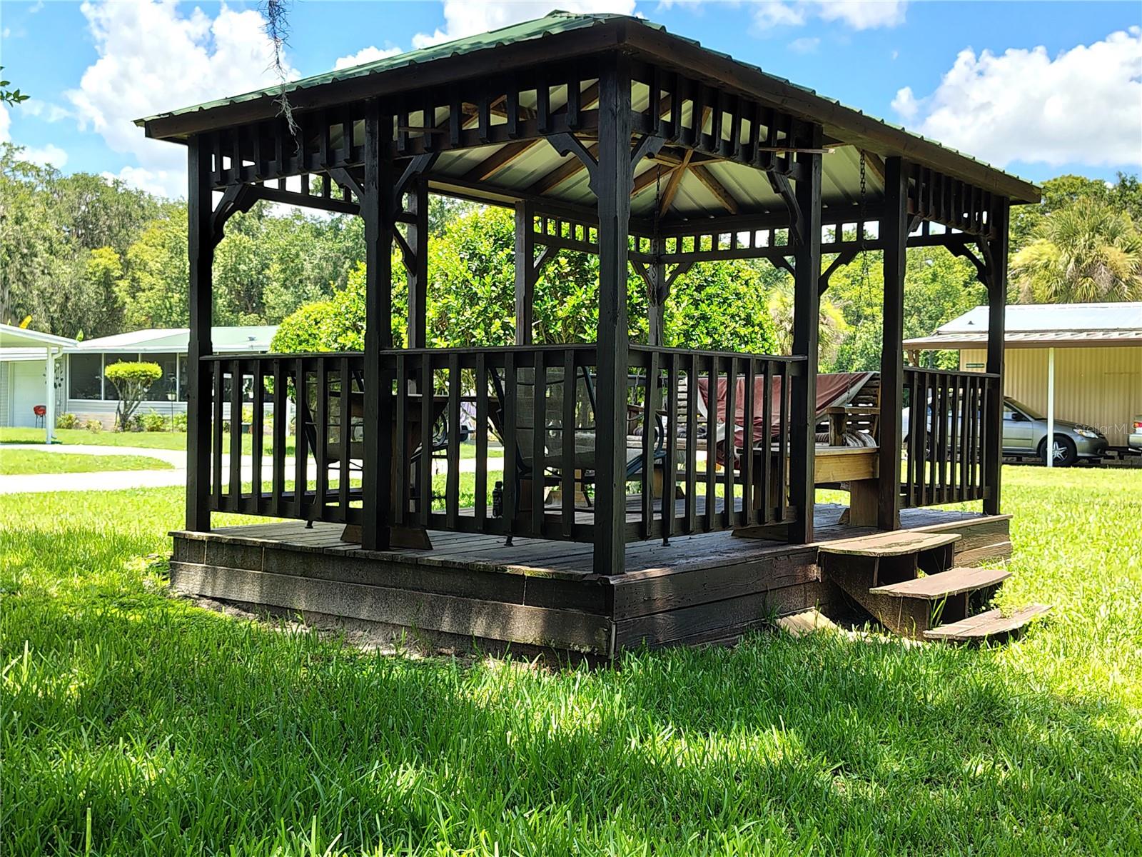 RIVER EDGE ESTATES - Residential