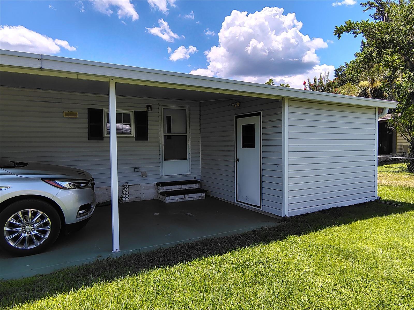 RIVER EDGE ESTATES - Residential