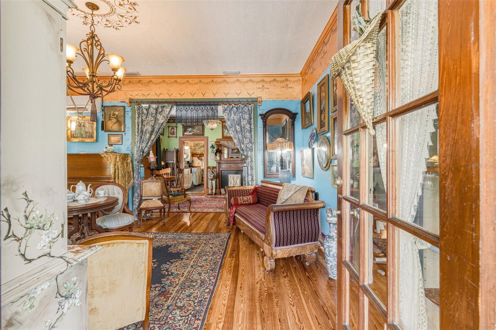 DAUGHTREYS ADDITION - Residential