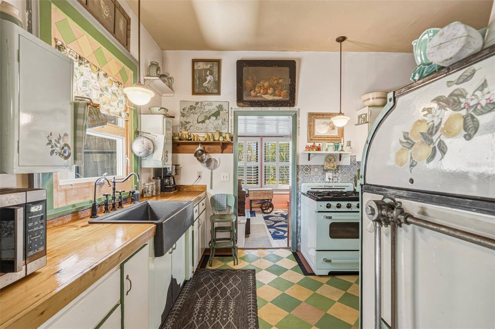 DAUGHTREYS ADDITION - Residential