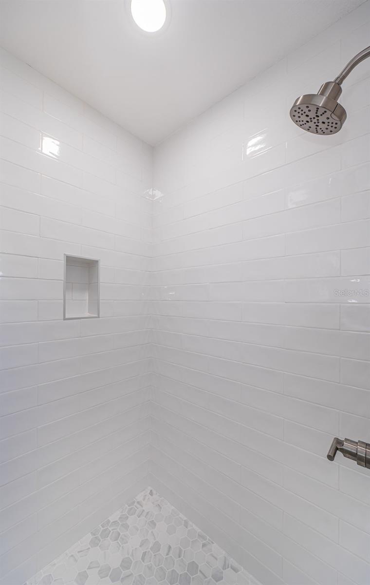 BRIGHTWATER BEACH ESTATES FINAL ADD - Residential Lease