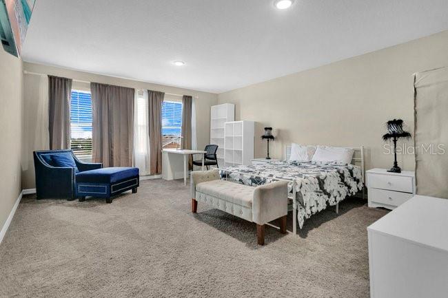 LAWSON DUNES SUB - Residential Lease