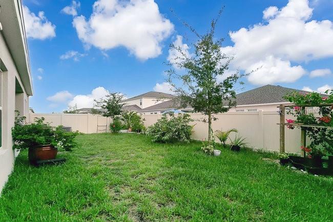 LAWSON DUNES SUB - Residential Lease