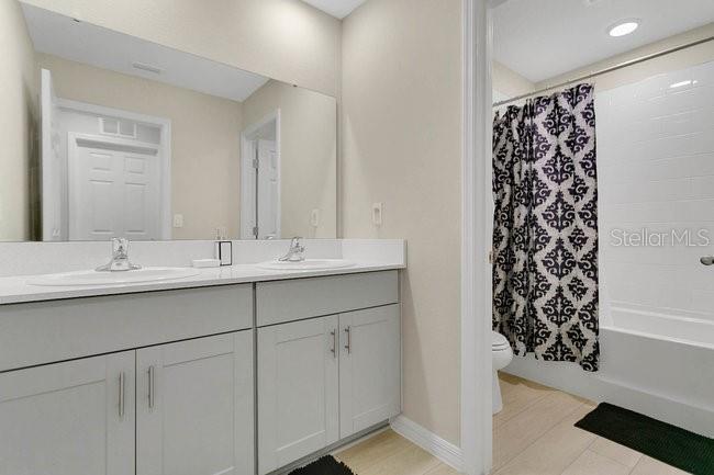LAWSON DUNES SUB - Residential Lease