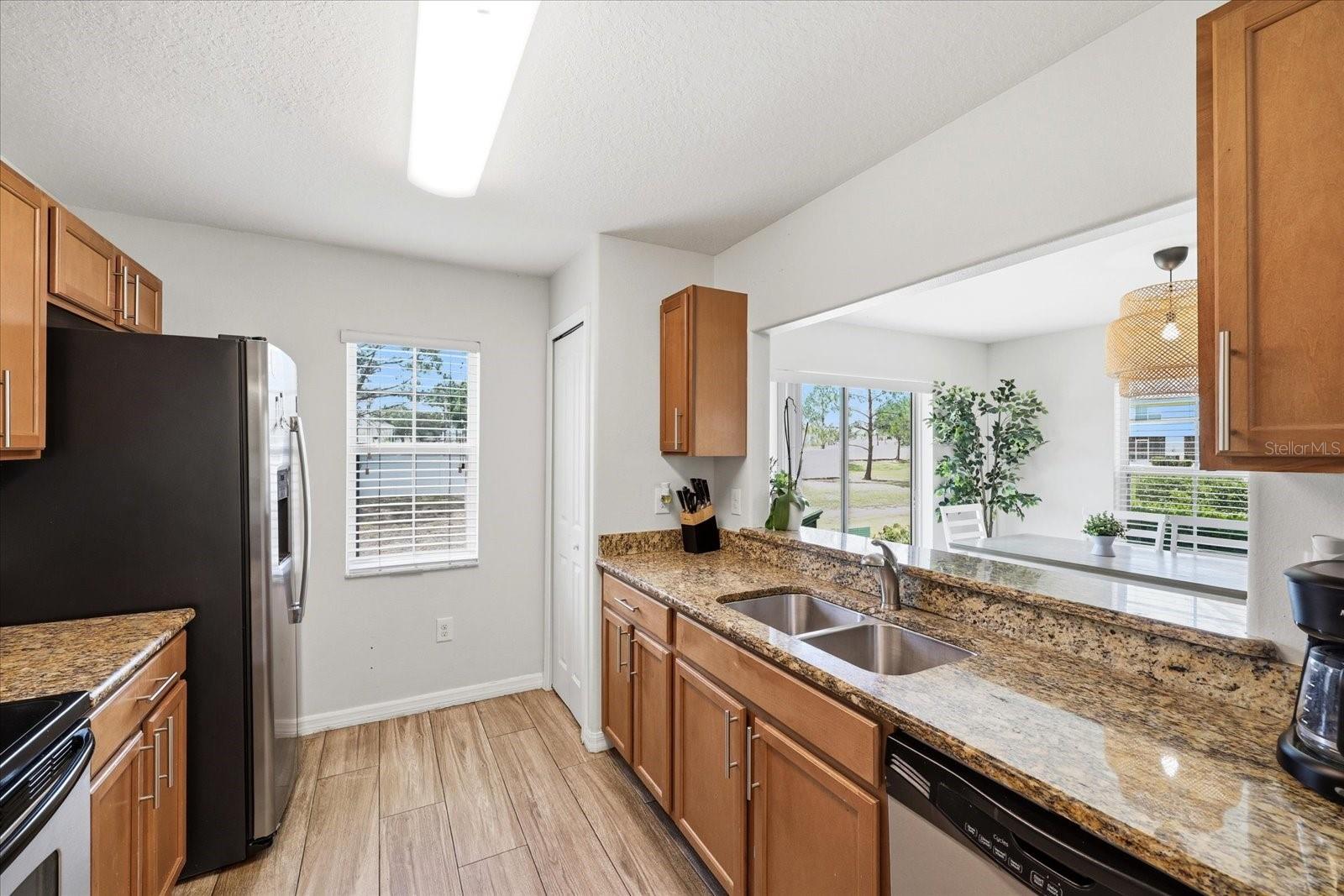 COBBLESTONE LANDING TWNHMS CONDO - Residential