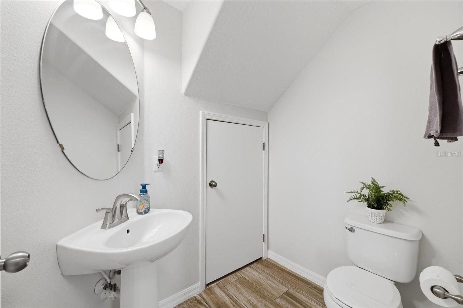COBBLESTONE LANDING TWNHMS CONDO - Residential