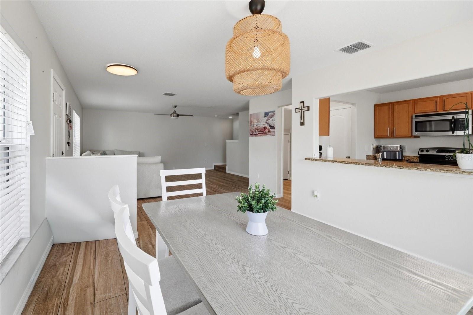 COBBLESTONE LANDING TWNHMS CONDO - Residential