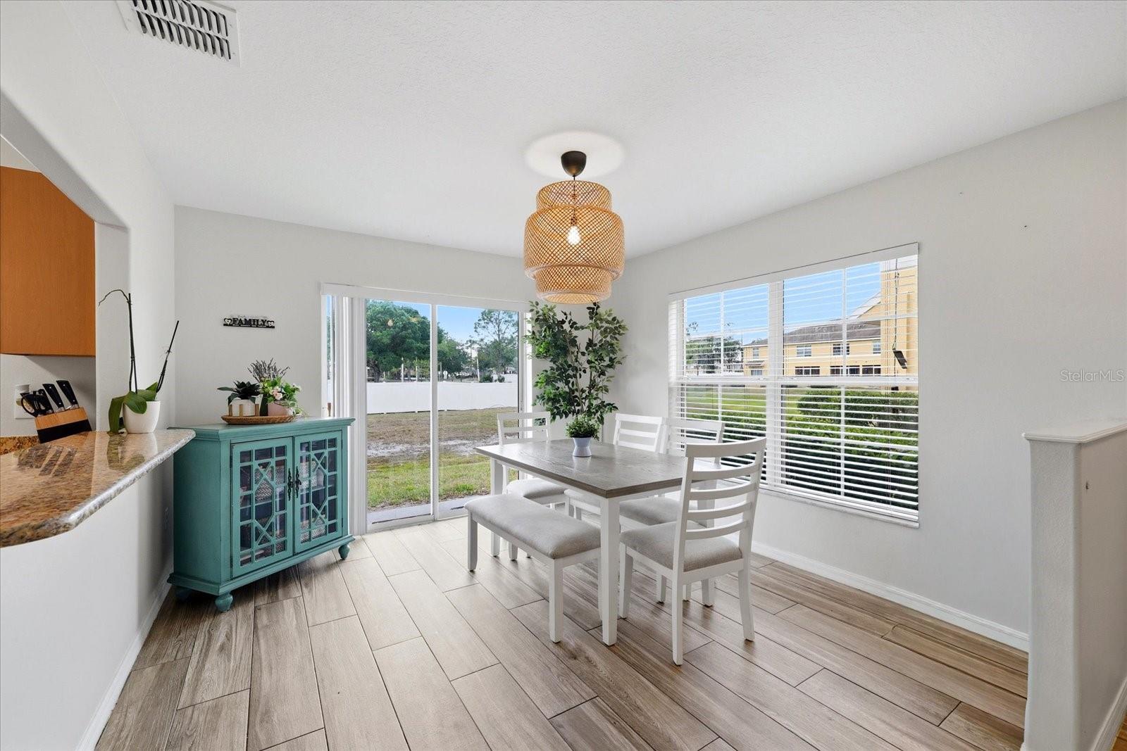 COBBLESTONE LANDING TWNHMS CONDO - Residential