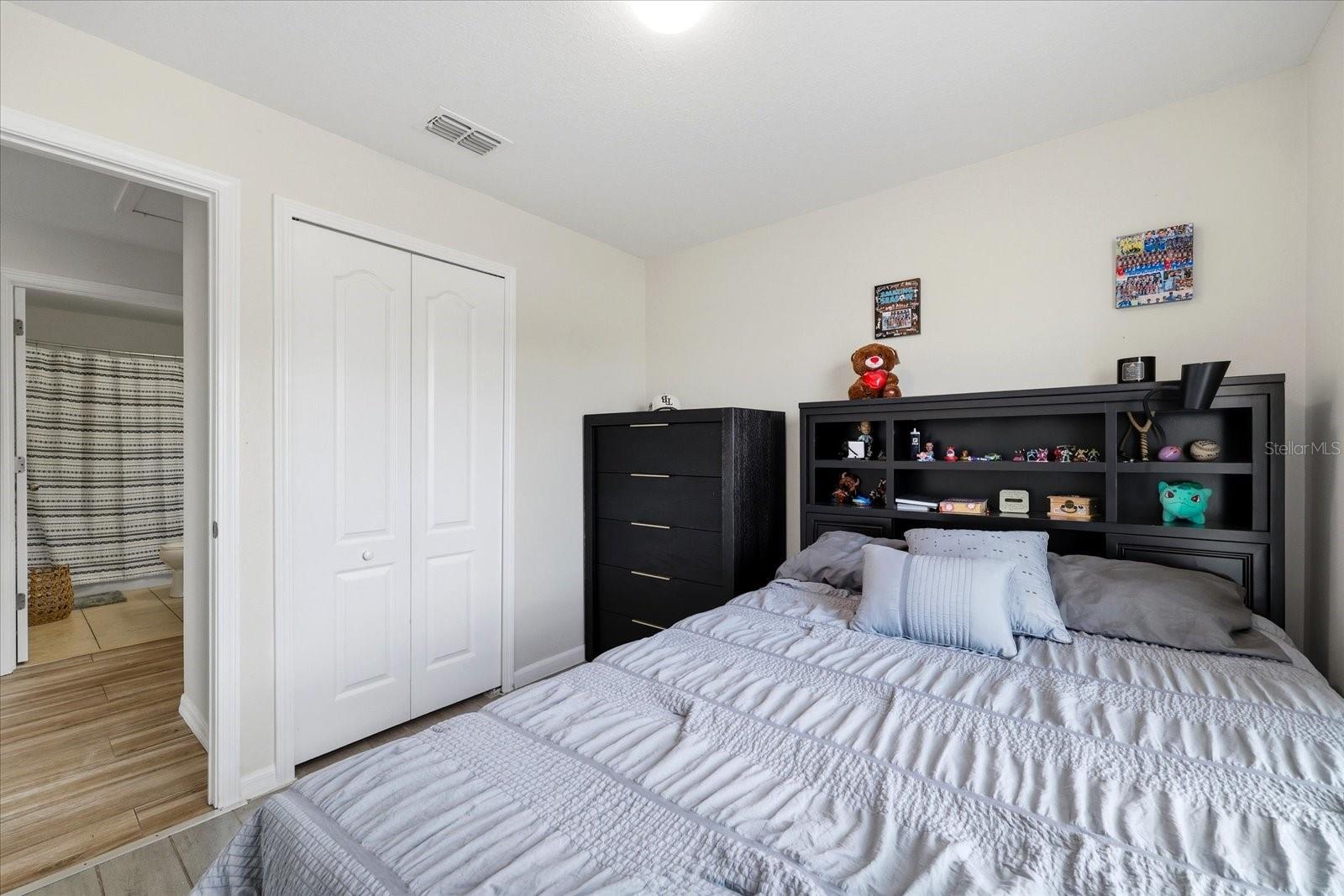 COBBLESTONE LANDING TWNHMS CONDO - Residential