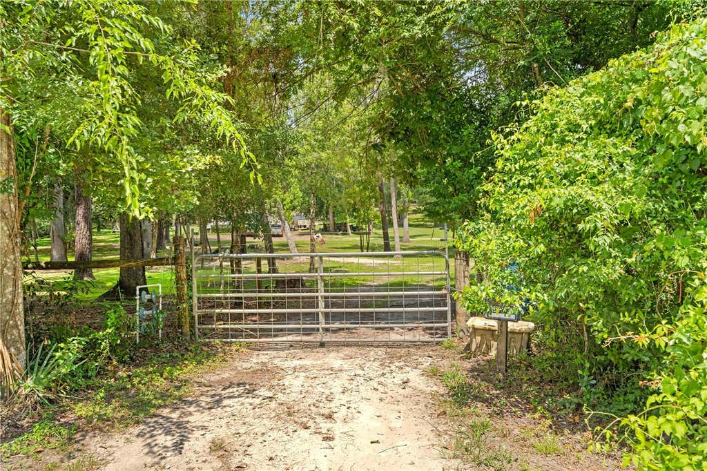 Photo of 3311 Baseball Pond Road, Brooksville, FL 34602 (MLS # W7887123)