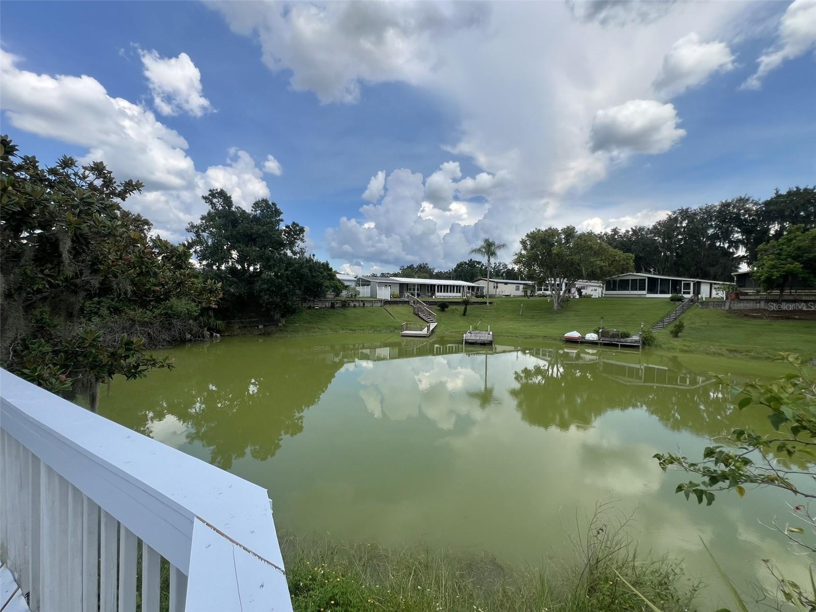 FLORAL LAKES - Residential