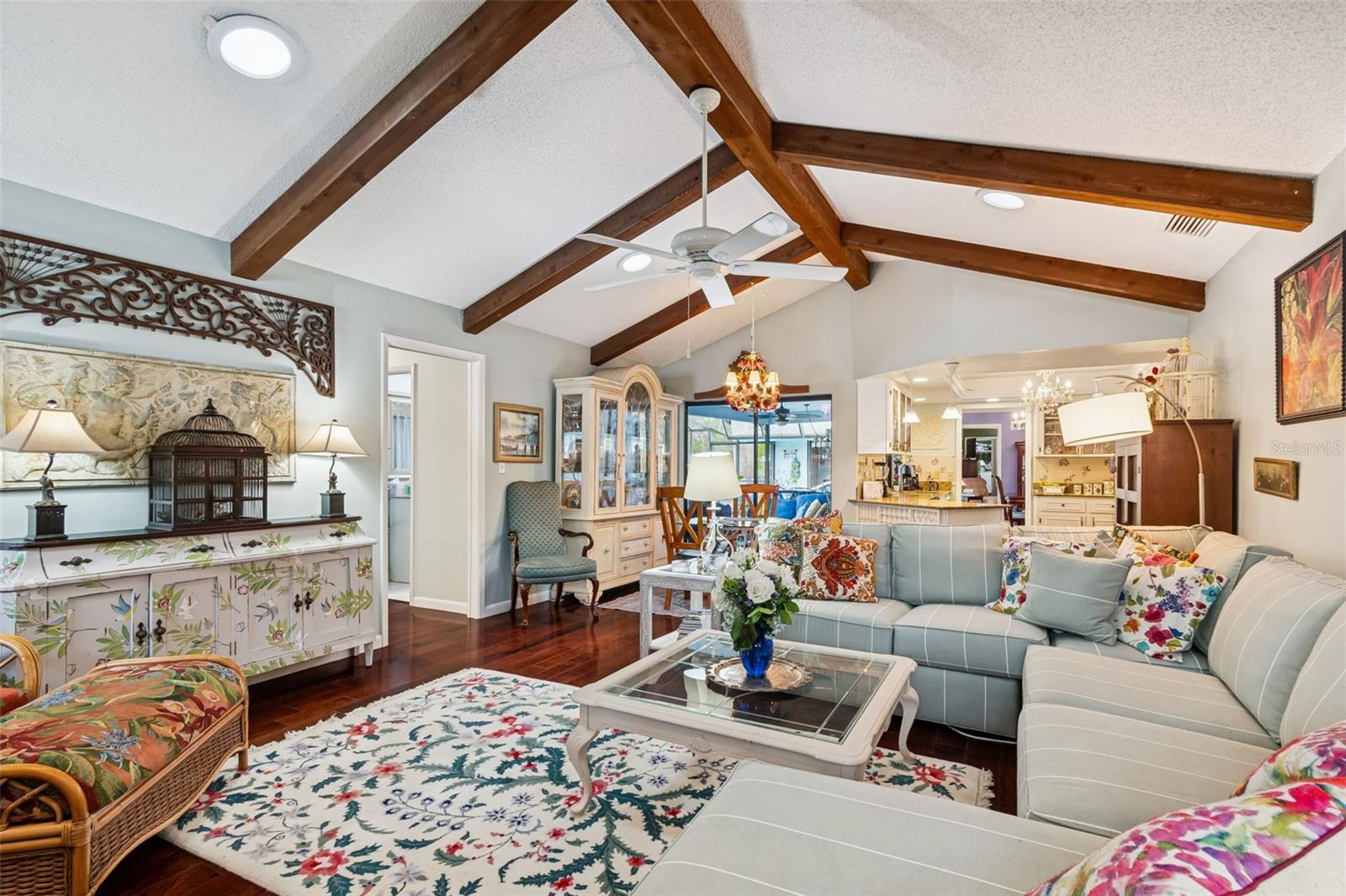 BLUFFS THE - Residential