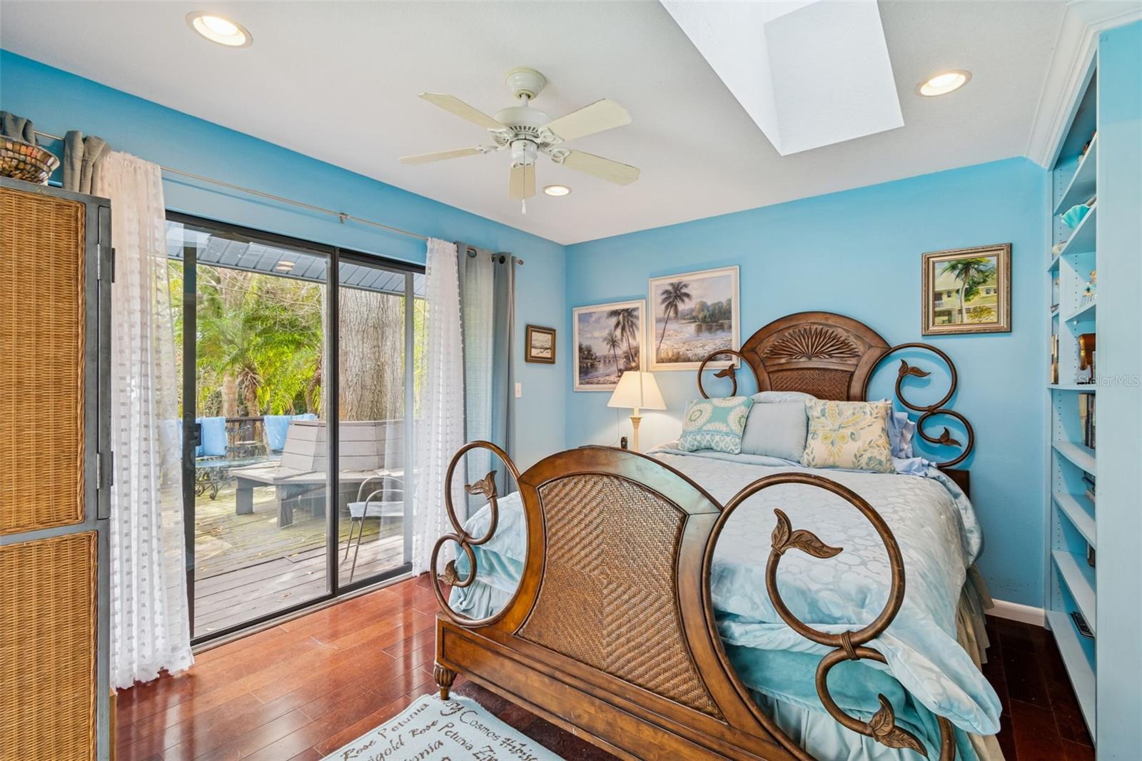 BLUFFS THE - Residential