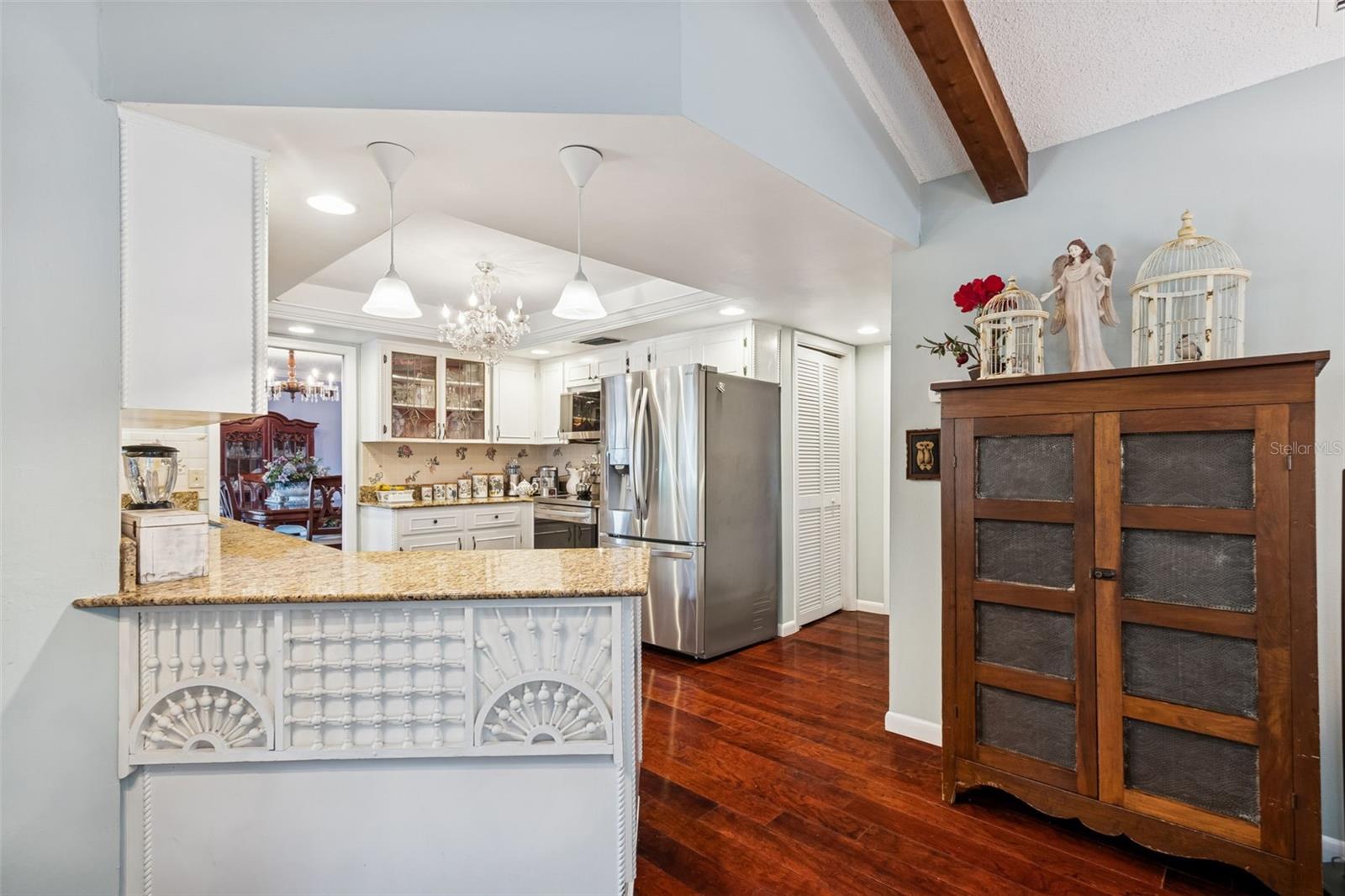 BLUFFS THE - Residential