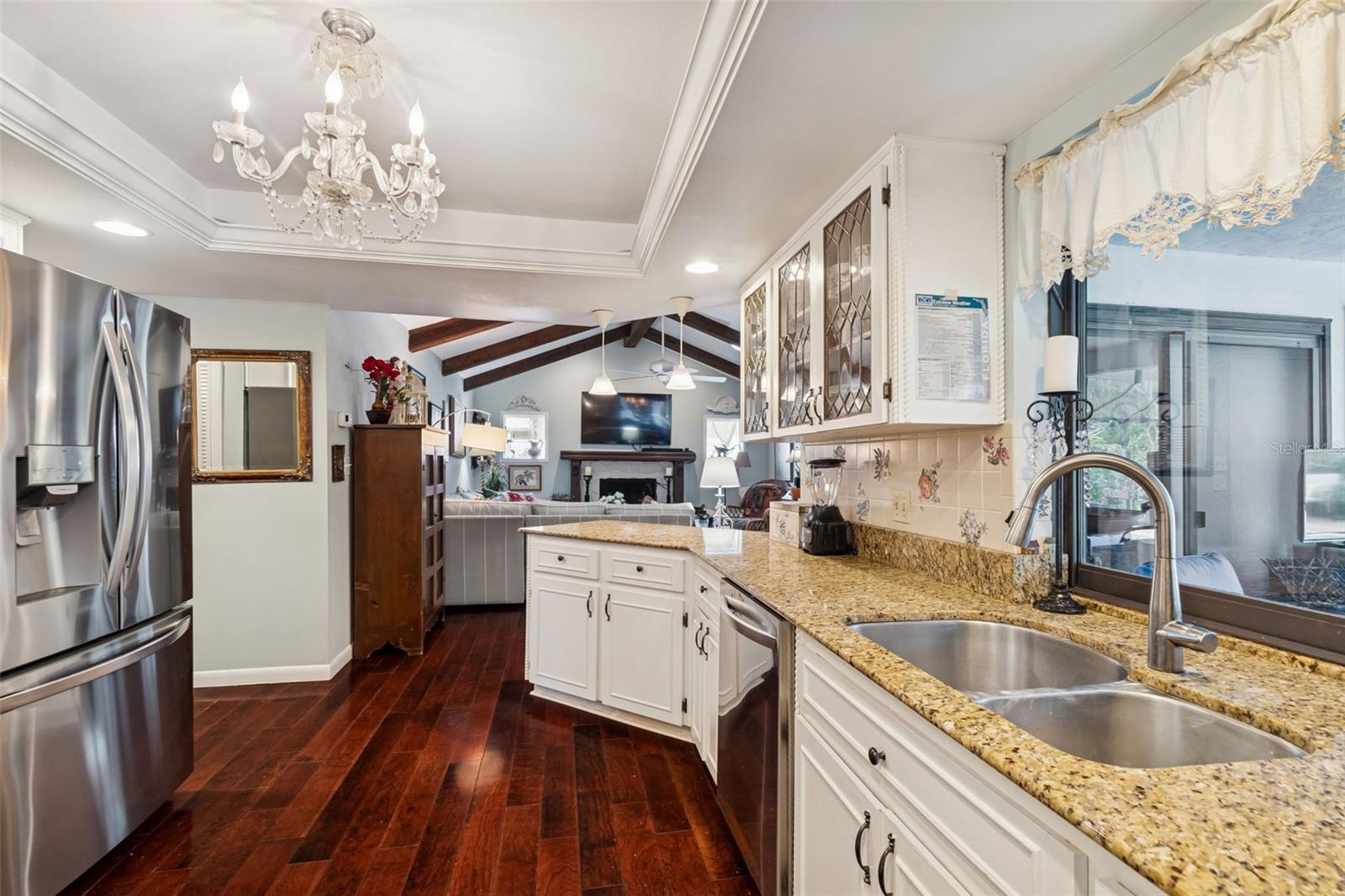 BLUFFS THE - Residential