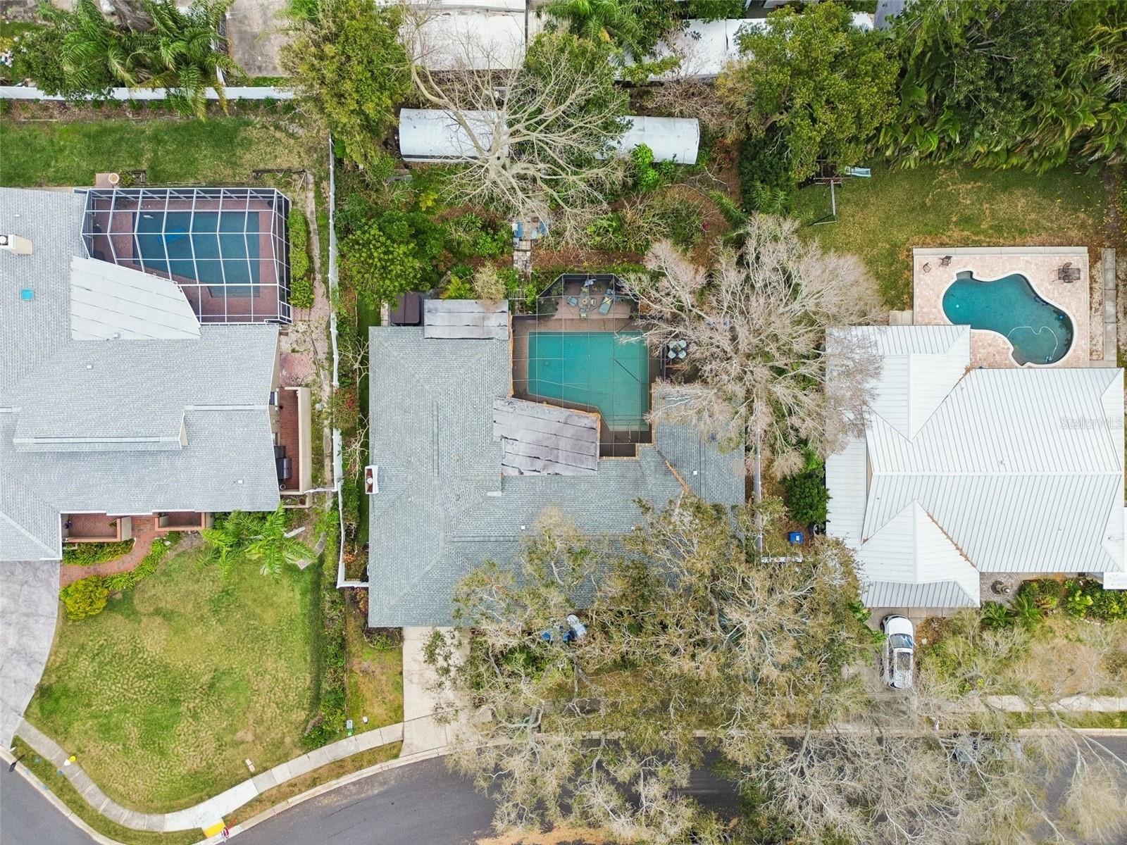 BLUFFS THE - Residential