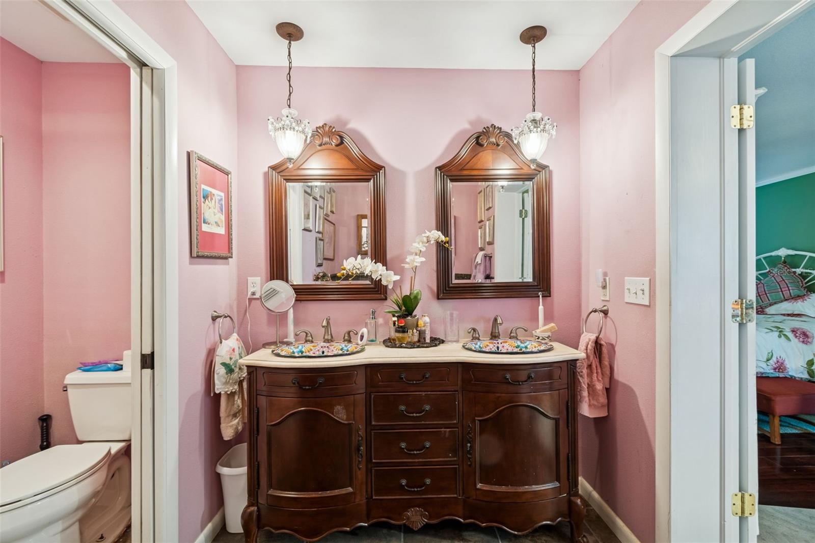 BLUFFS THE - Residential