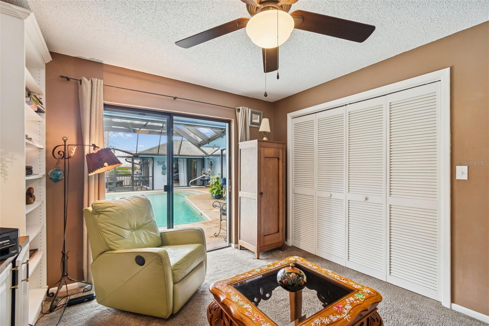 BLUFFS THE - Residential