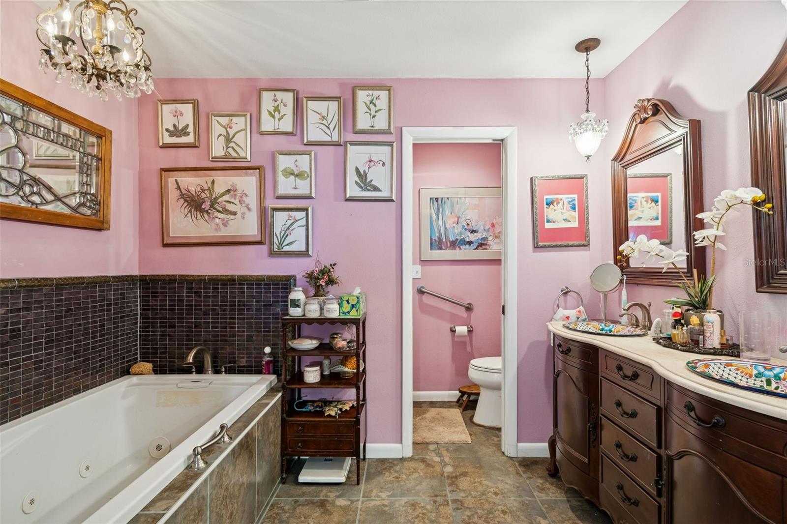 BLUFFS THE - Residential