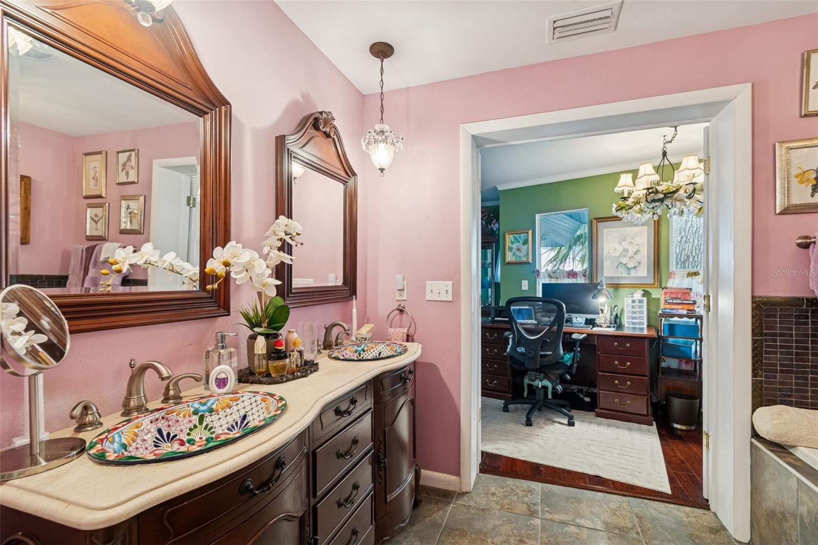 BLUFFS THE - Residential