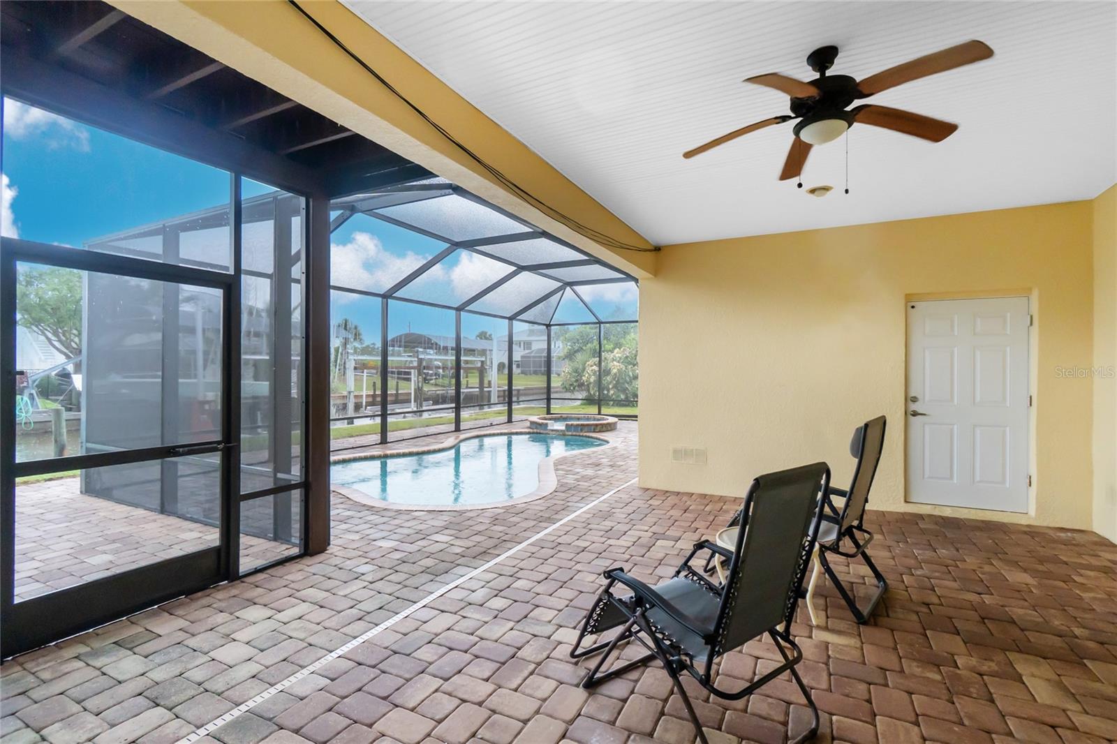 PINE COVE - Residential