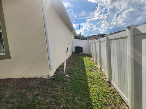 Tiny photo for 2210 Anoka Way, Leesburg, FL 34748 (MLS # G5117129)