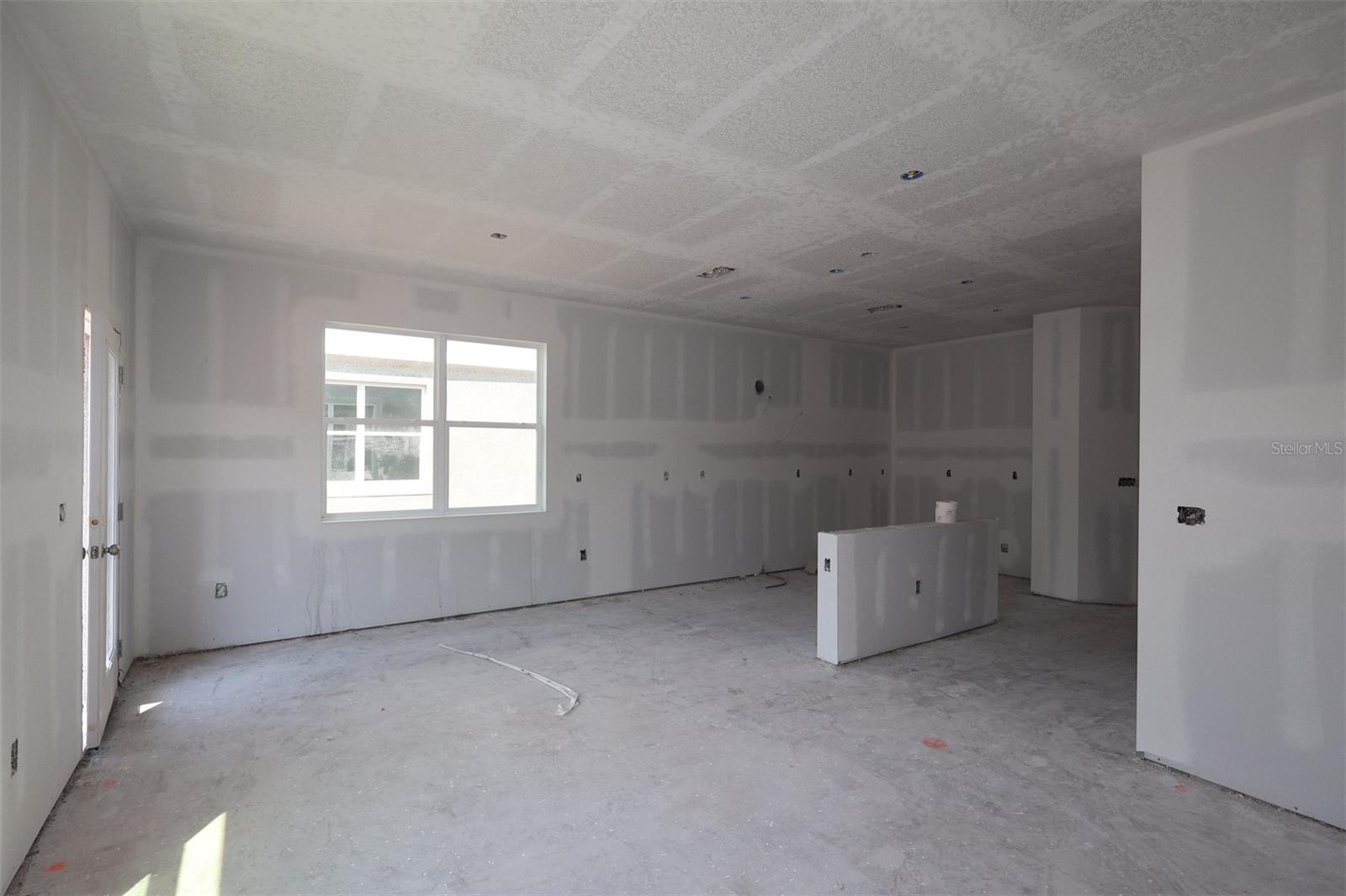 1362 MOUNT ROYAL DRIVE