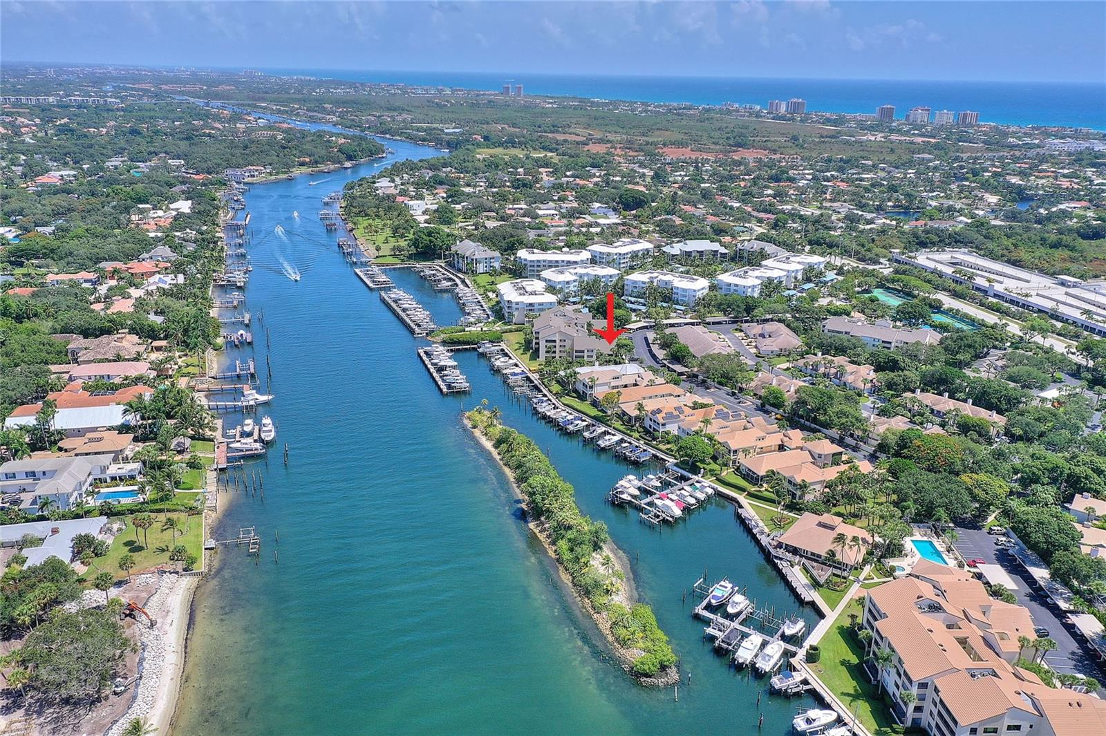 OAK HARBOUR CONDO 01-04 - Residential