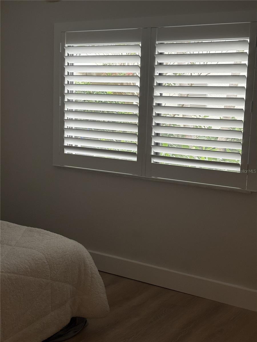 OAK HARBOUR CONDO 01-04 - Residential