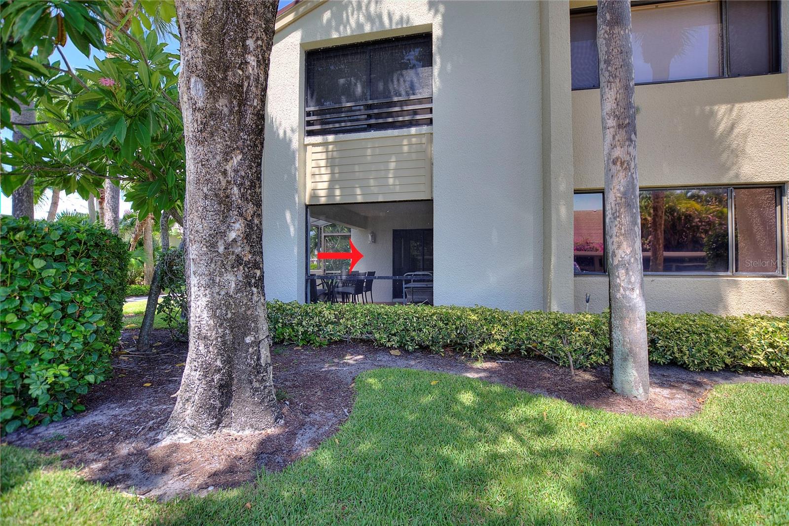 OAK HARBOUR CONDO 01-04 - Residential