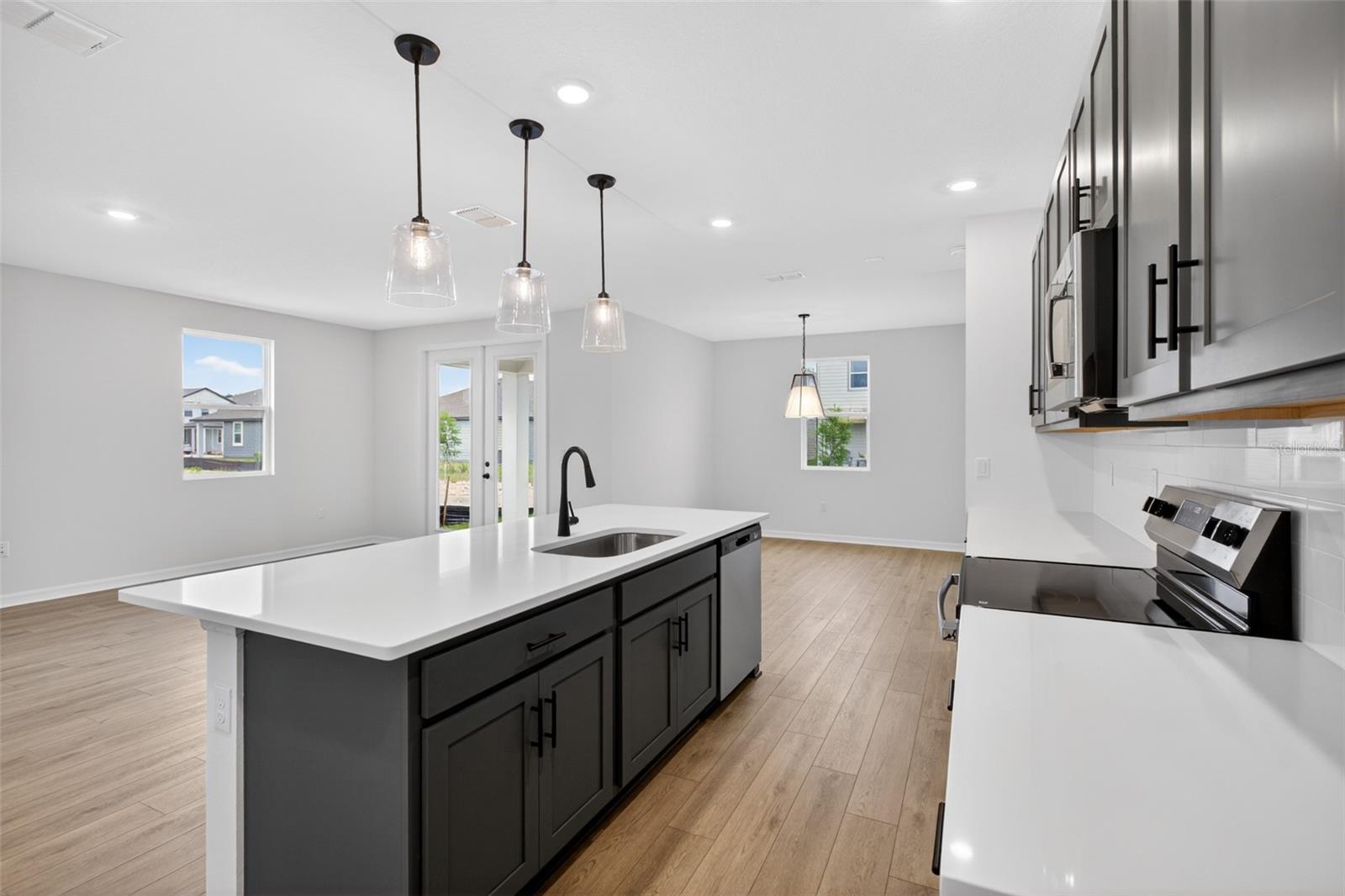 TRAILSIDE - Residential