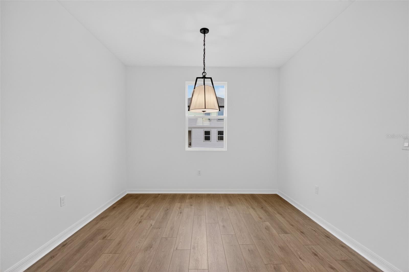 TRAILSIDE - Residential