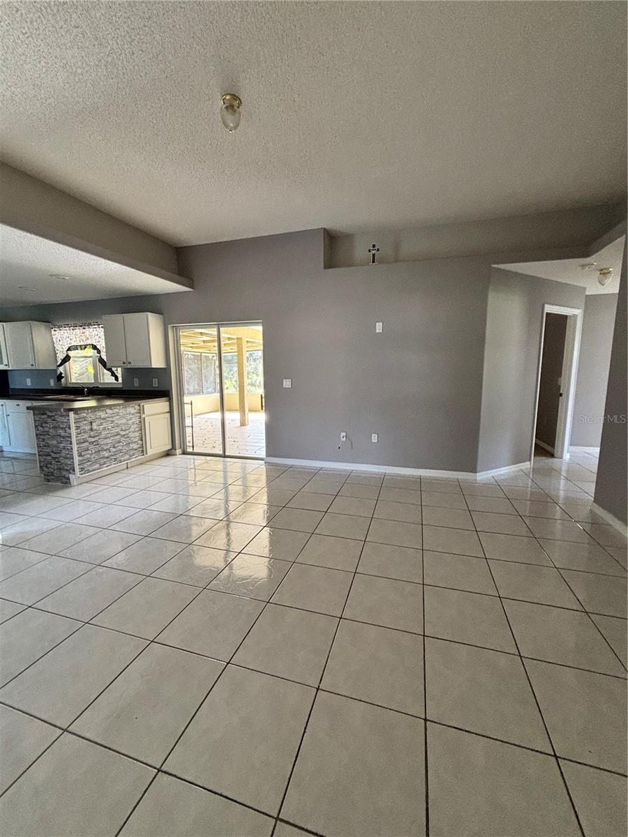 PLEASANT HILL LAKES UNIT 3 - Residential Lease