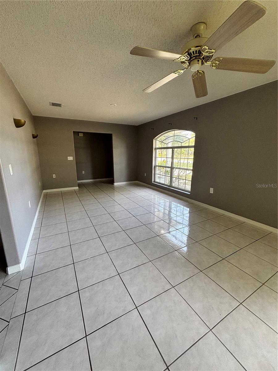 PLEASANT HILL LAKES UNIT 3 - Residential Lease