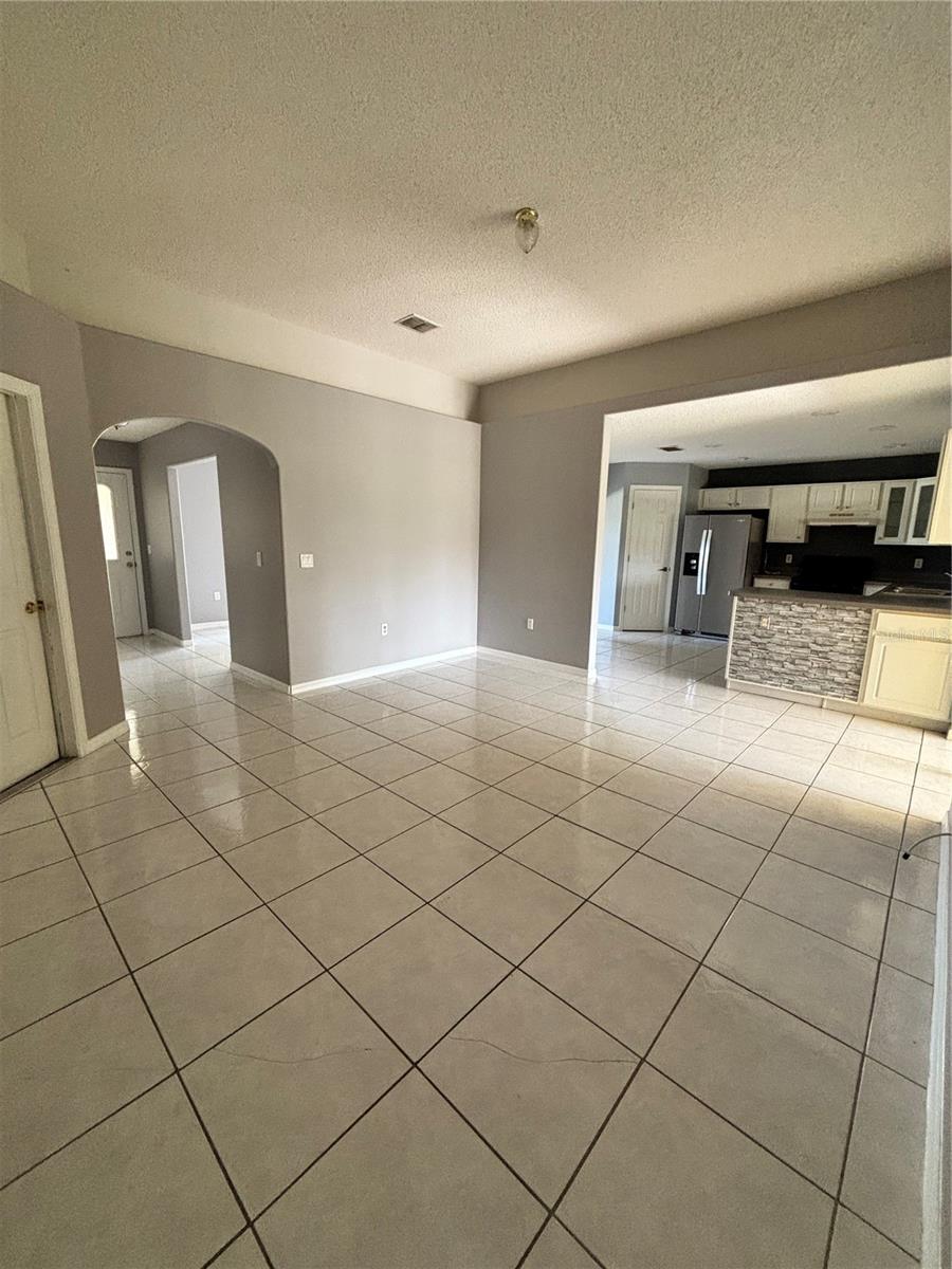 PLEASANT HILL LAKES UNIT 3 - Residential Lease