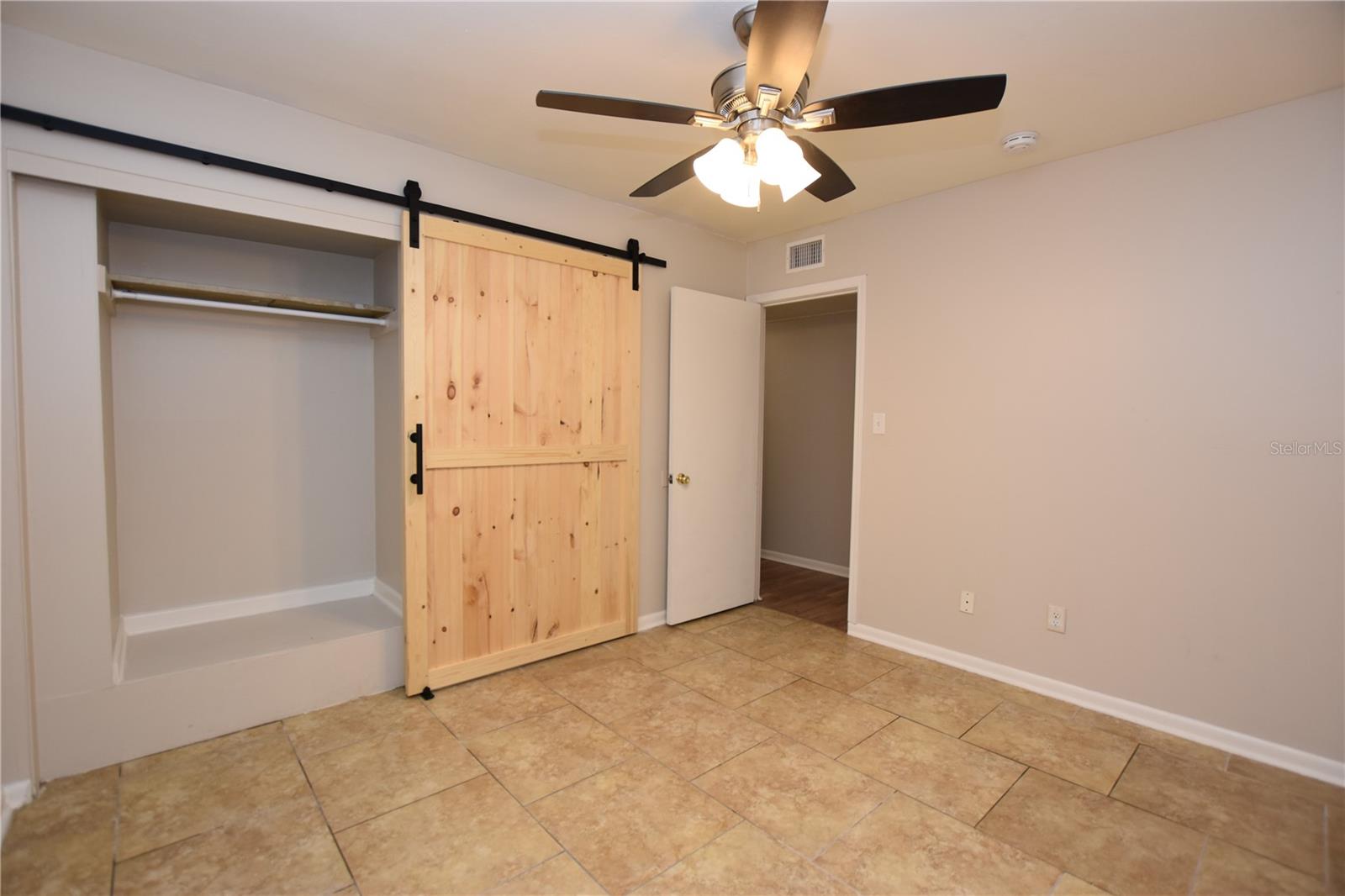 LAKE GIBSON ESTATES - Residential Lease