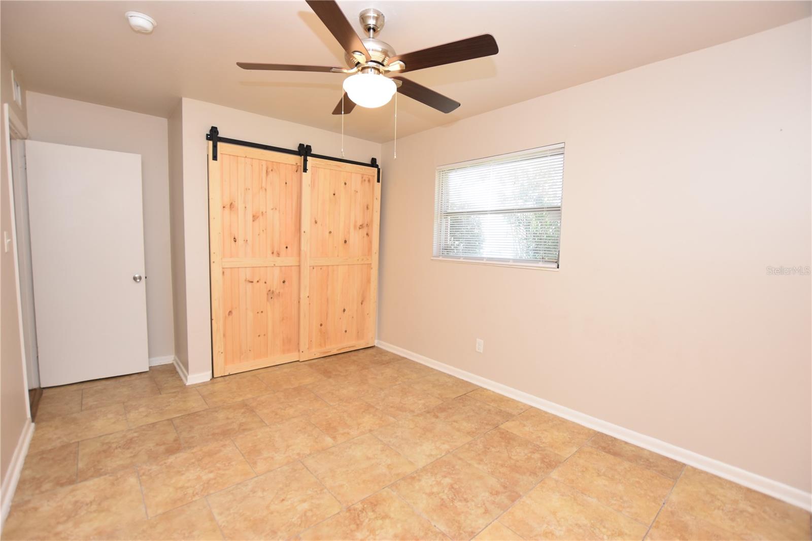 LAKE GIBSON ESTATES - Residential Lease