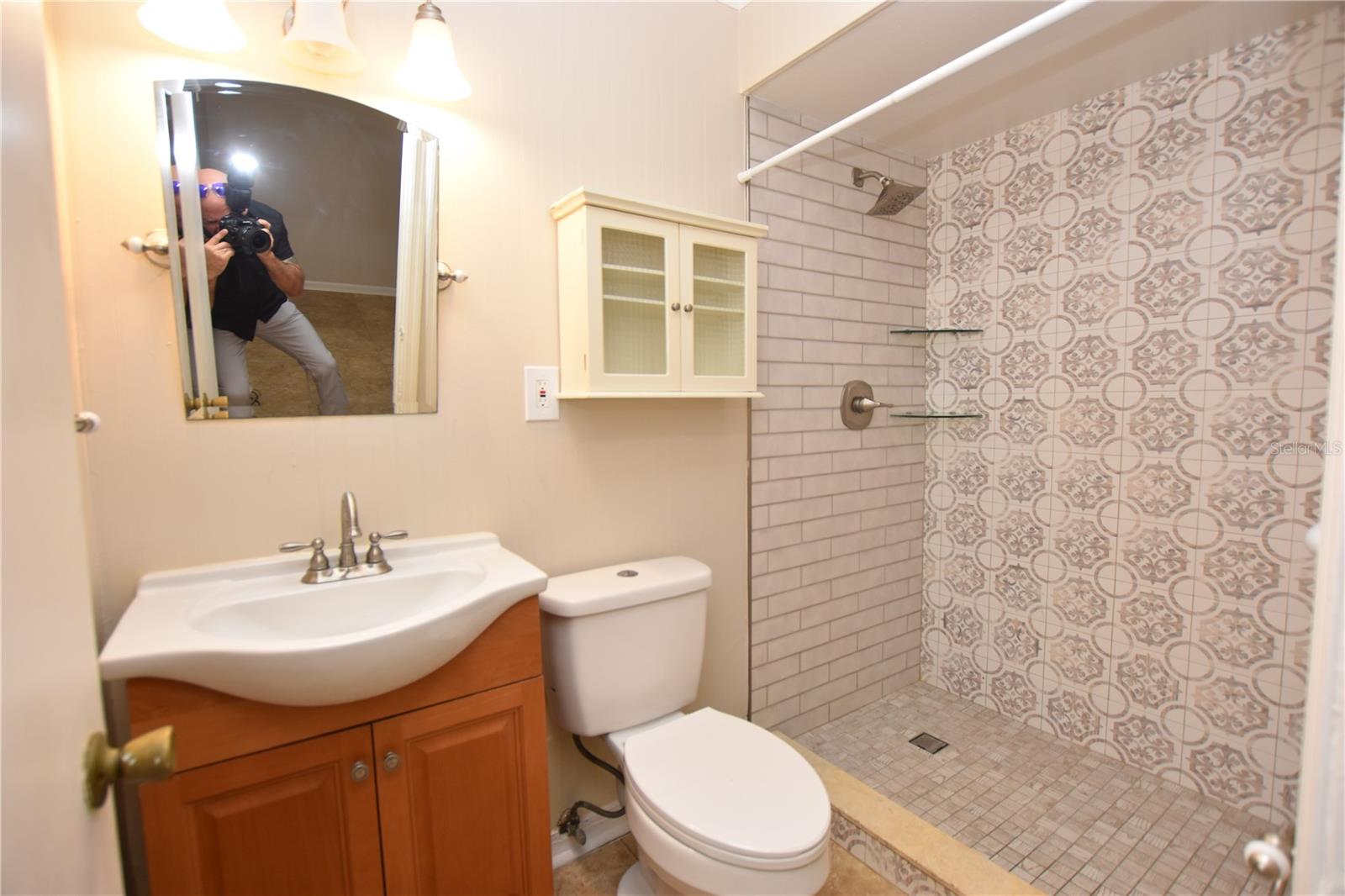 LAKE GIBSON ESTATES - Residential Lease