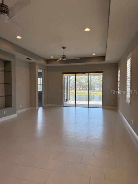 UNIVERSITY VILLAGE - Residential