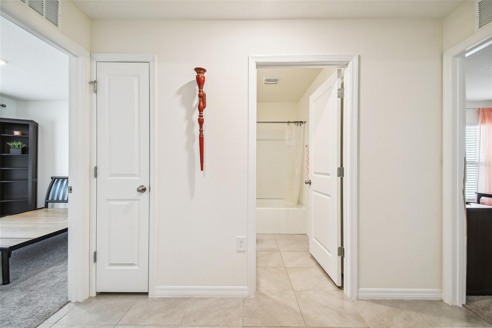 HERITAGE HILLS - Residential