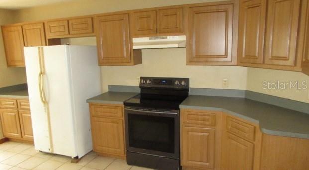 824 BERRYHILL CIRCLE
