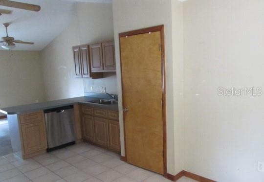 824 BERRYHILL CIRCLE