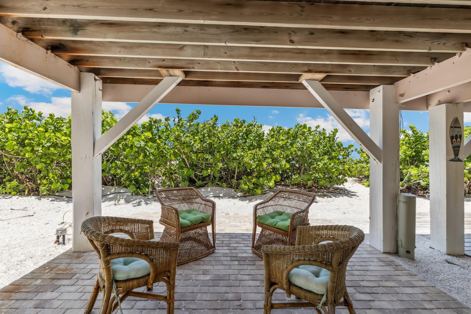 LIGHTHOUSE RESIDENCE 14 - Residential