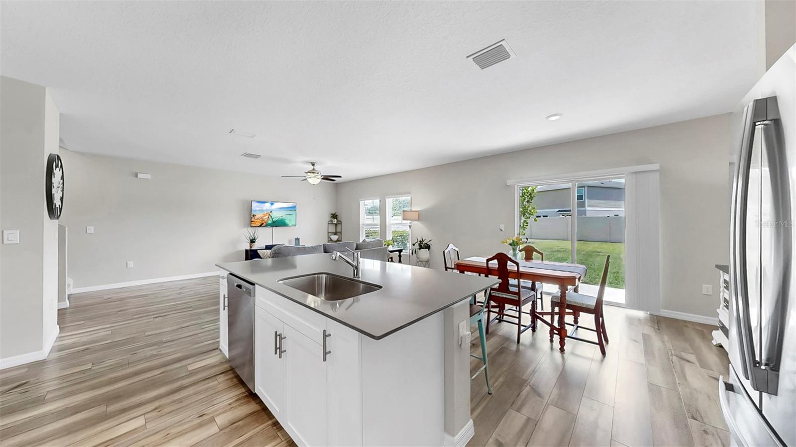 12914 CAMARILLO PLACE