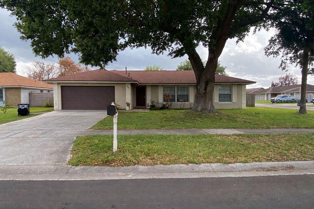 Photo of 2752 Ceram Avenue, Orlando, FL 32837 (MLS # S5147812)