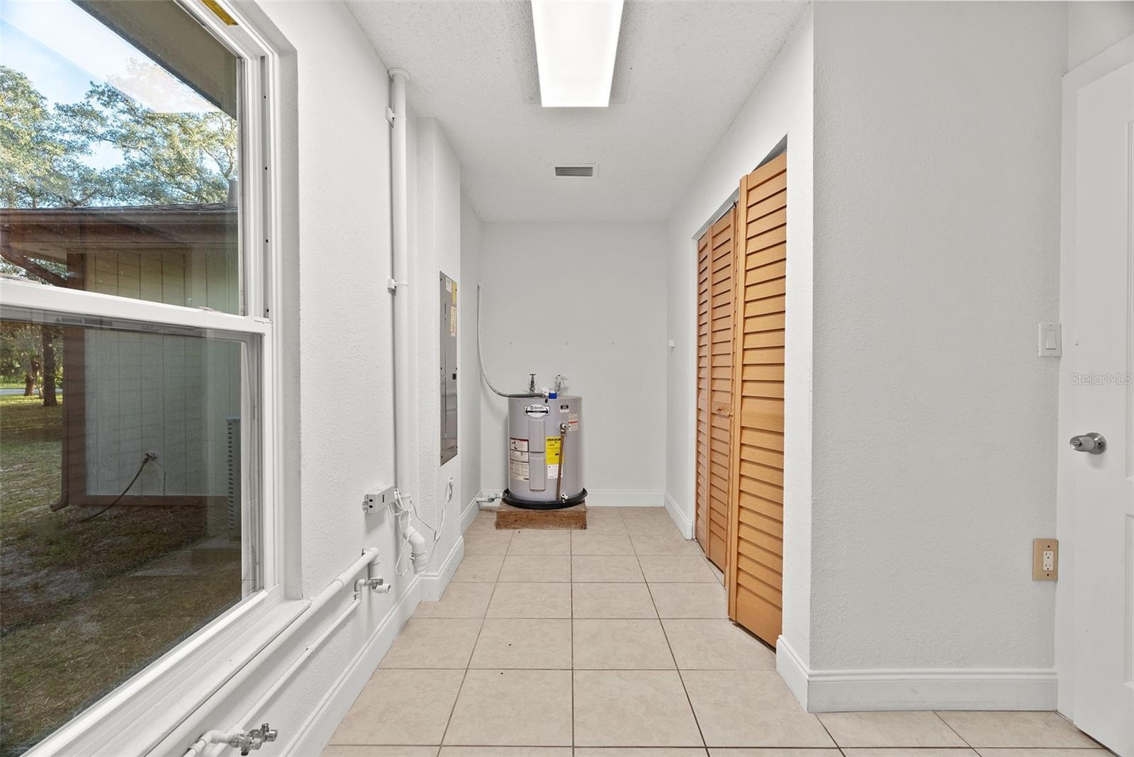 SUNCOAST HIGHLANDS - Residential Lease